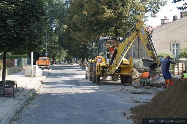 6,5 mln zł zdobył powiat jarosławski na inwestycje drogowe. <br/>fot.www.gospodarkapodkarpacka.pl