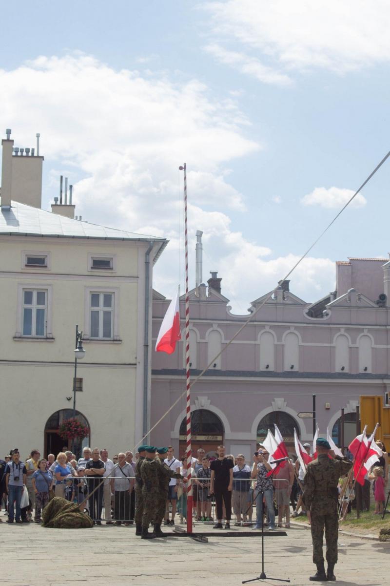– Ta propozycja ma zachęcić do tego, by w tych okolicach pozostać na dłużej i wybrać się na ciekawą wycieczkę – mówi starosta jarosławski Tadeusz Chrzan<br/>fot.Bartłomiej Pacek