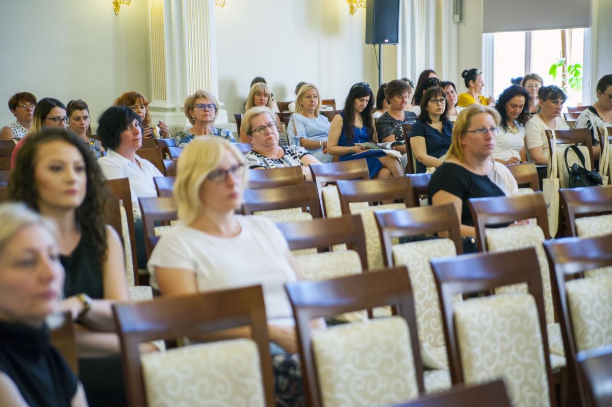 W konferencji uczestniczyli pedagodzy, psychologowie, nauczyciele i inne osoby, które w swojej pracy stykają się z niepełnosprawnością ludzi młodych. <br/>fot.Adam Podulka PBP w Przemyślu