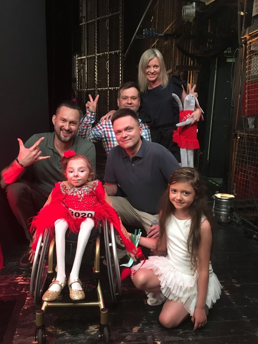 Zarówno jurorzy, jak i prowadzący program TVN Marcin Prokop i Szymon Hołownia byli pod ogromnym wrażeniem występu Sary Staszyszyn.<br/>fot.ze zbiorów własnych