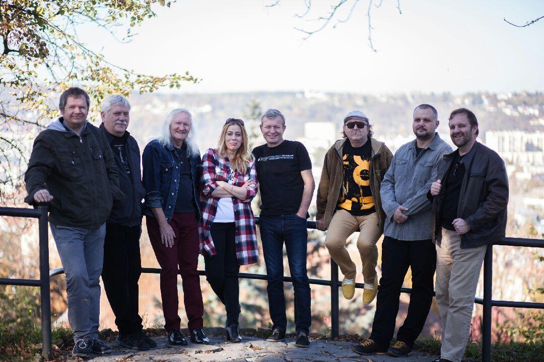 Grupa Simple Music Team.<br/>fot.ze zbiorów zespołu
