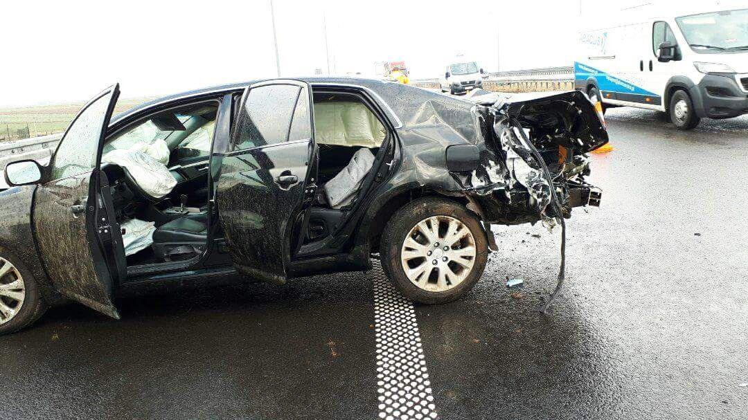 Na drodze krajowej nr 94 w Wierzbnej, koło stacji paliw, doszło do wielu wypadków, w tym kilku tragicznych. <br/>fot.arch. KPP Jarosław
