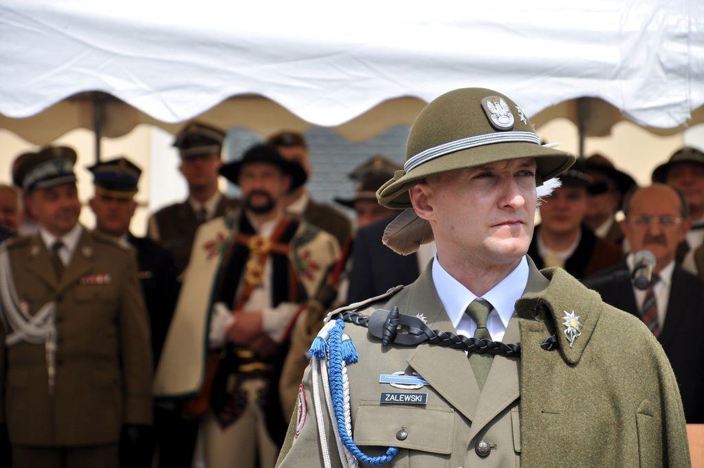 Podpułkownik Marcin Zalewski został nowym dowódcą 5. Batalionu Strzelców Podhalańskich w Przemyślu. Zmienił na tym stanowisku podpułkownika Marcina Duszę.<br/>fot.UM Przemyśl