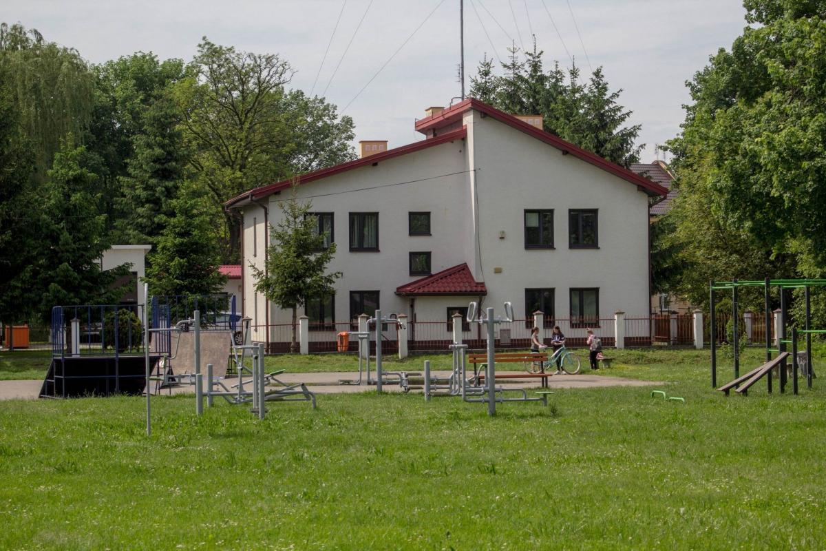 Zieleniec przy Lwowskiej zamieniony zostanie w plac zabaw najprawdopodobniej w przyszłym roku.<br/>fot.Bartłomiej Pacek