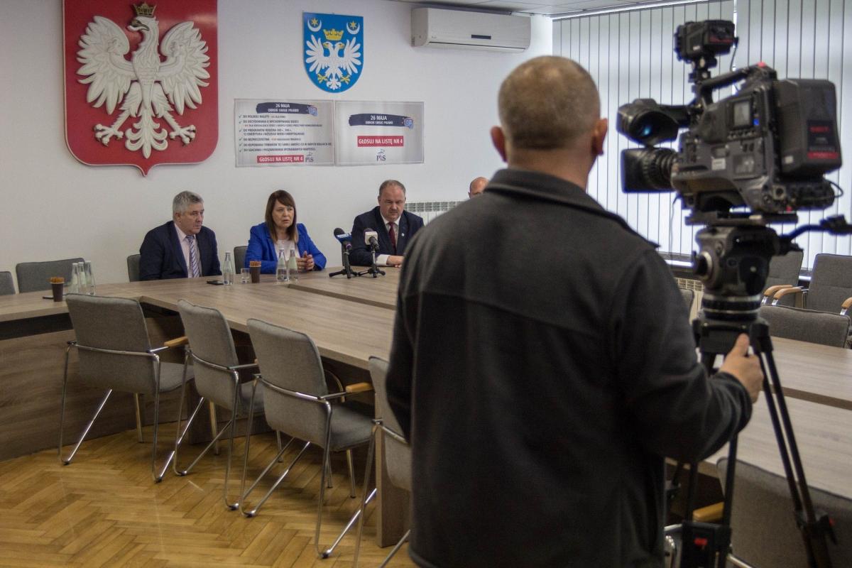 Spotkania odbyły się w siedzibach władz powiatów, a wystąpienia kandydatów wspierali lokalni samorządowcy.

<br/>fot.Bartłomiej Pacek
