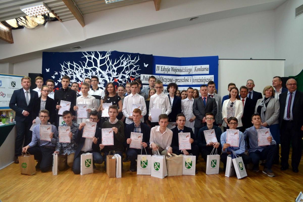 Konkurs to promocja szkoły, ale i płaszczyzna, na której uczniowie mogą sprawdzić, jak wypadają na tle rówieśników, jeśli chodzi o zasób wiadomości.<br/>fot.SP Zarzecze
