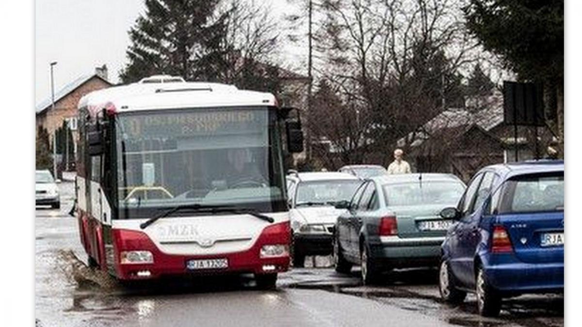 Miasto potrzebuje nowego autobusu.<br/>fot.Bartłomiej Pacek