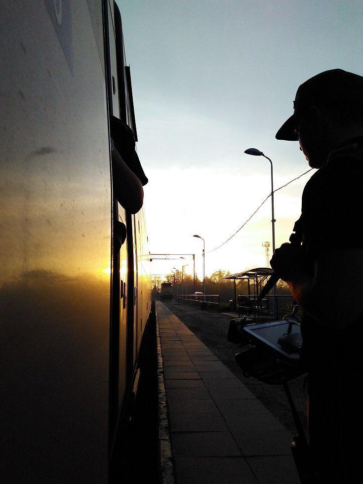 Porzucony bagaż w pociągu relacji Kijów – Przemyśl był powodem ewakuacji pasażerów.<br/>fot.serwis BiOSG