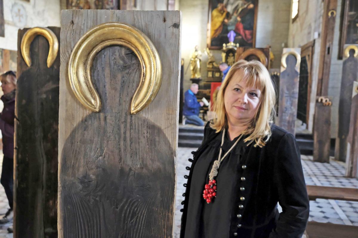 – Ikony cienie to nasze słabości – mówi Małgorzata Dawidiuk.<br/>fot.Jacek Szwic