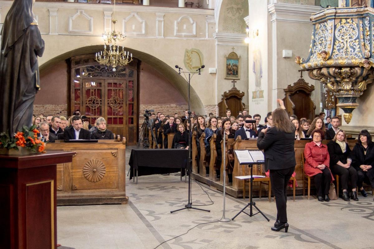 Częścią przeglądu były warsztaty wokalne.<br/>fot.Bartłomiej Pacek