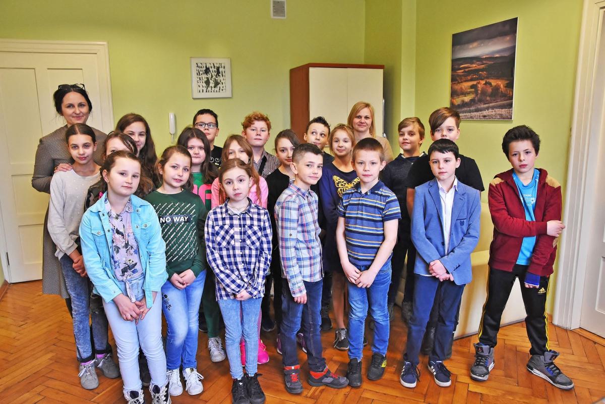 Wagarowicze z „piętnastki” w redakcyjnych progach.