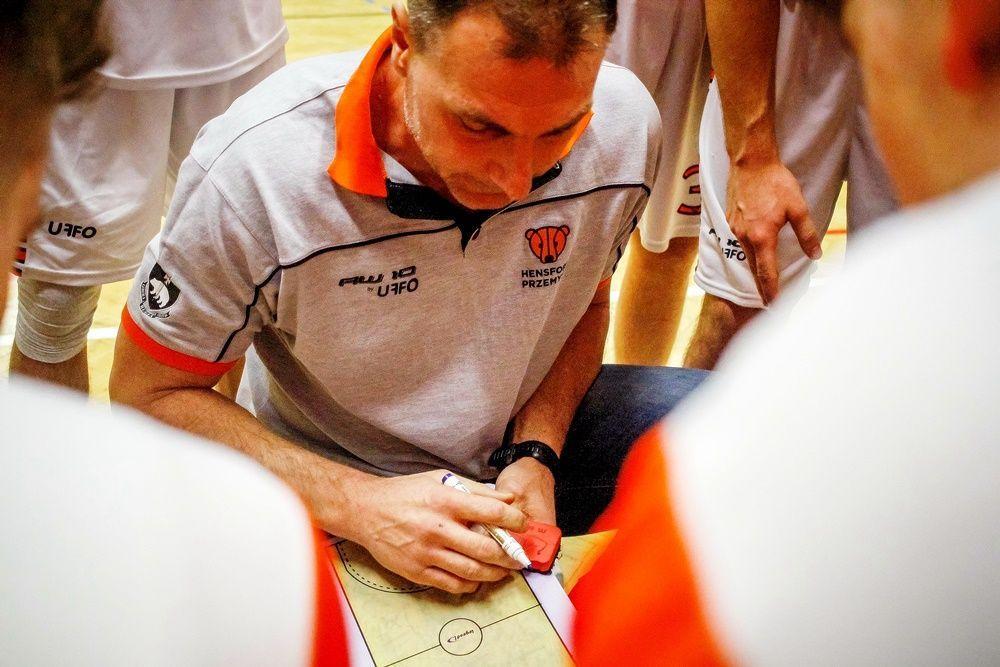 Daniel Puchalski i jego podopieczni przełamali fatalną passę pięciu porażek z rzędu.<br/>fot.Kamil Krukiewicz