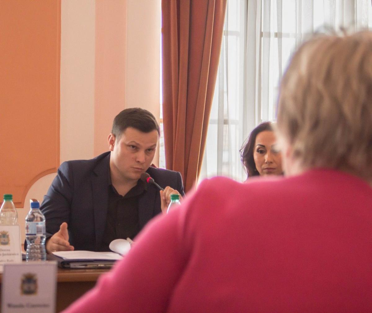 To nie pierwsza słowna utarczka na linii Nazarewicz – Kozak – Walter.<br/>fot.Bartłomiej Pacek