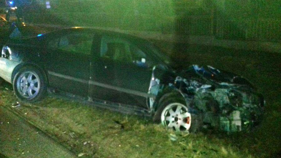 Dwoje pasażerów staranowanego volvo zostało przewiezionych do szpitala. <br/>fot.KPP Sędziszów Małopolski