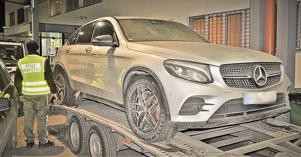 Zatrzymany mercedes.<br/>fot.serwis BiOSG