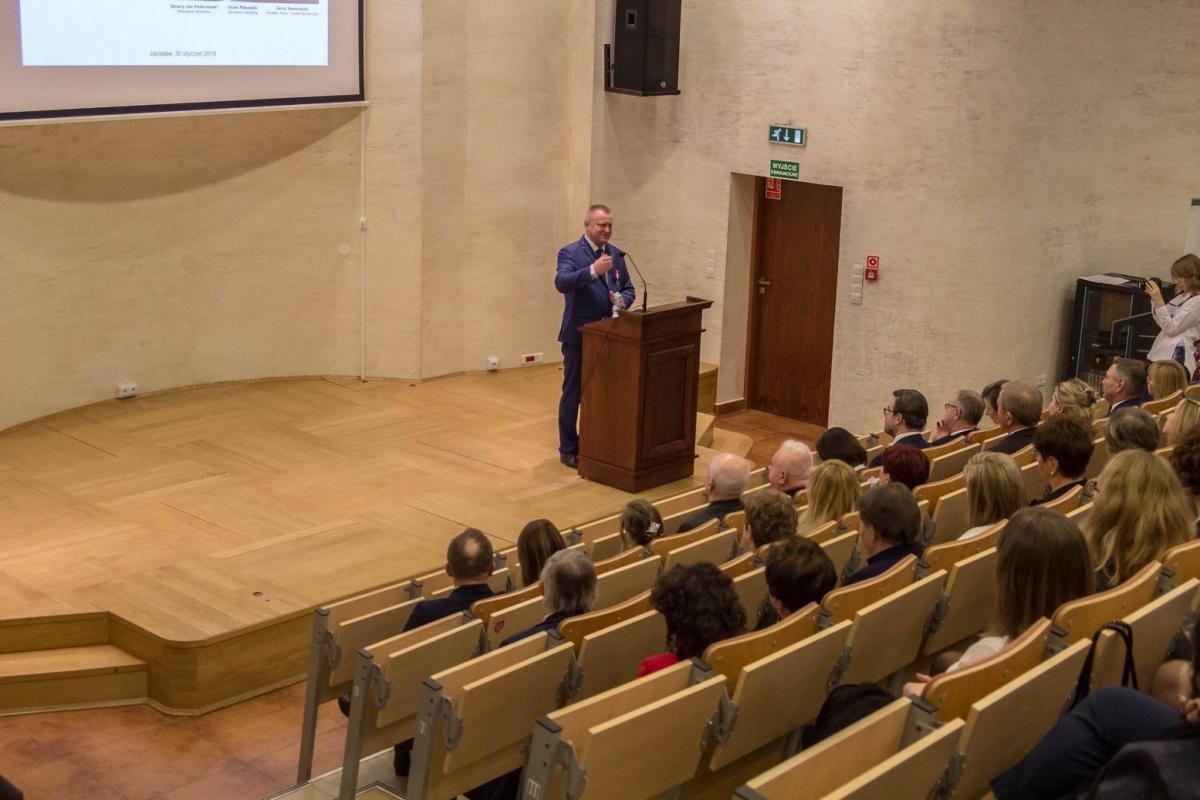 Jan Wygnaniec wspominał kilkanaście ostatnich lat w jarosławskim „pośredniaku”<br/>fot.Bartłomiej Pacek