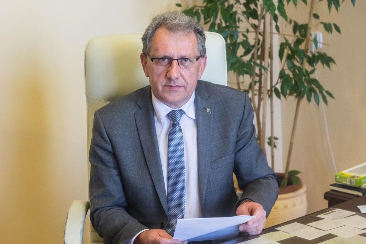 Starosta T. Chrzan do ambitnych planów inwestycyjnych dokłada kolejny projekt.<br/>fot.Bartłomiej Pacek