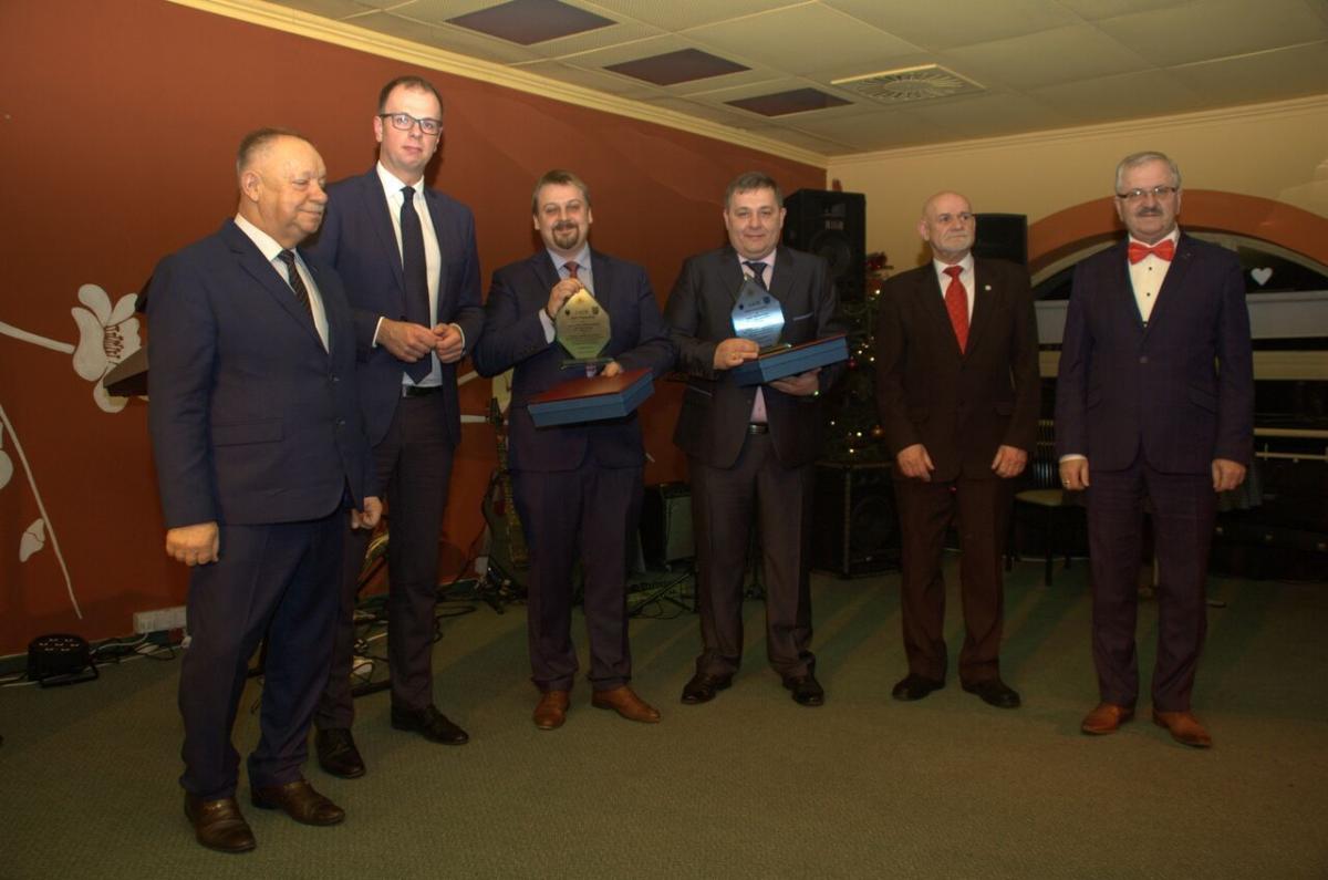 W tym roku statuetki „Laur Ziemi Przemyskiej” otrzymali właściciele firm: Inglot sp. z o.o., Pracownia Ludwisarska Jana Felczyńskiego oraz Piotruś Pan sp. z o.o.<br/>fot.Witold Domański