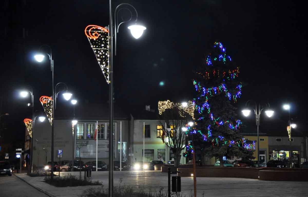 Na chwilę oświetlenie miejskie i iluminację mają zostać wyłączone.<br/>fot.Paweł Bugira