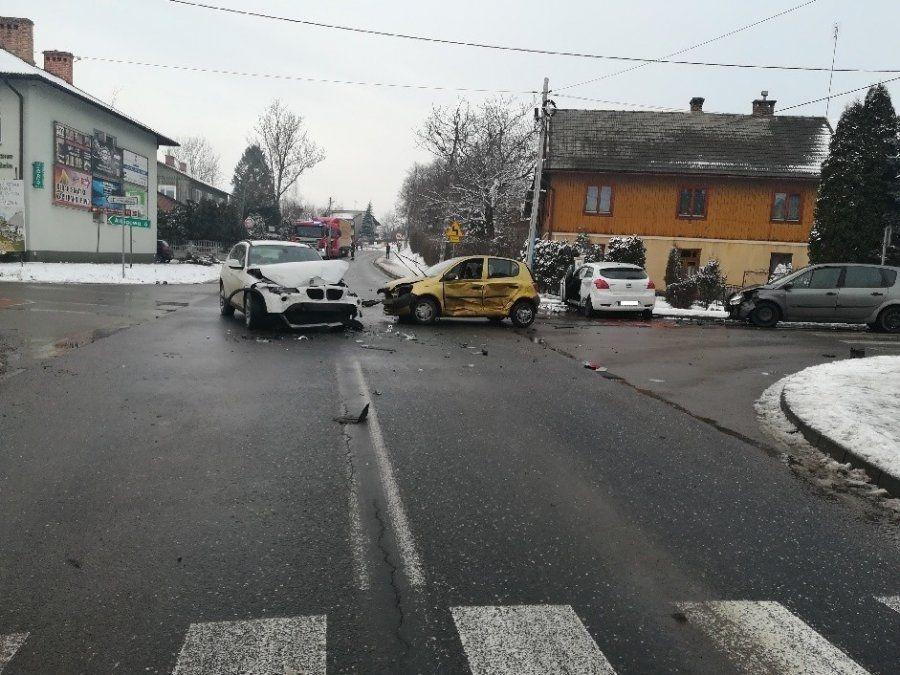 W zdarzeniu w Markowej wzięły udział aż cztery pojazdy.<br/>fot.KPP Łańcut
