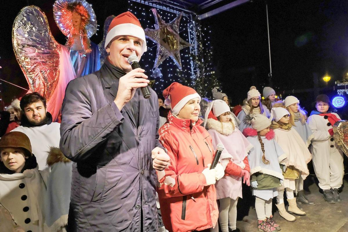 Dostojnego gościa przywitał prezydent Wojciech Bakun.<br/>fot.Jacek Szwic