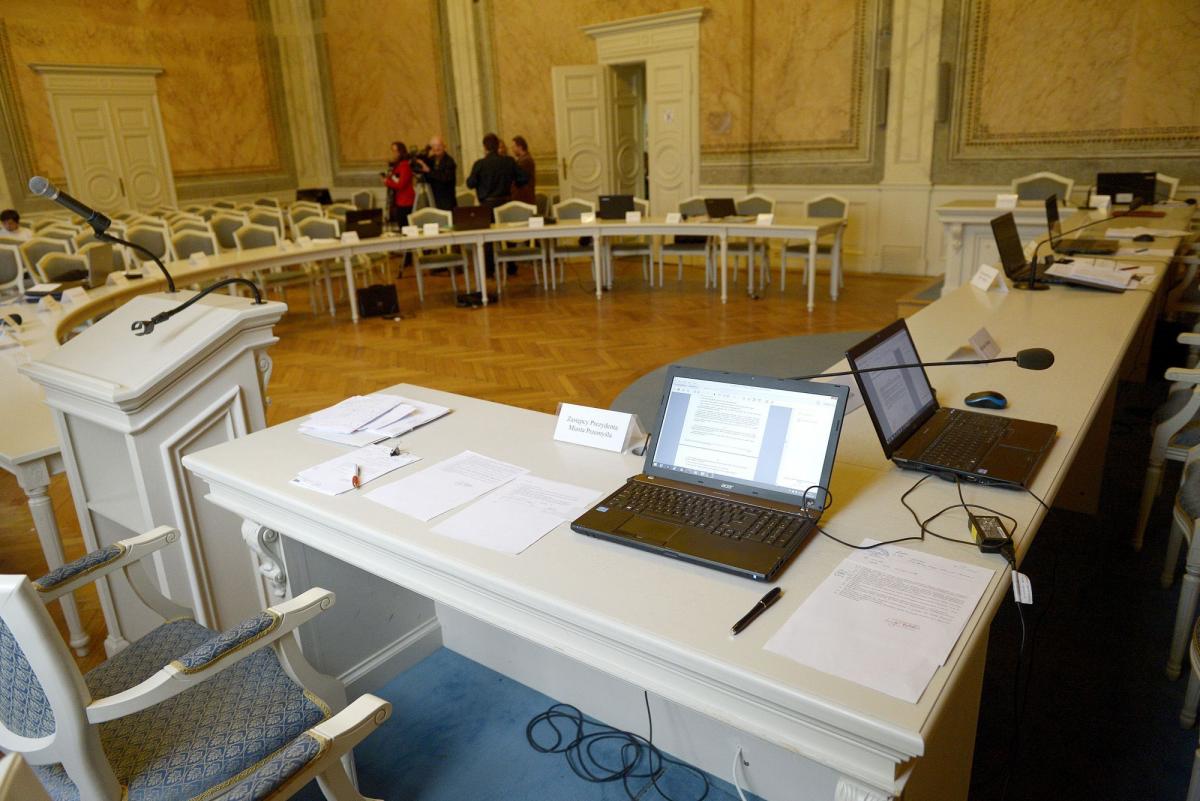 Dotychczas używane przez radnych laptopy zostały zwrócone do Kancelarii Rady Miejskiej w Przemyślu.<br/>fot.zbiory własne