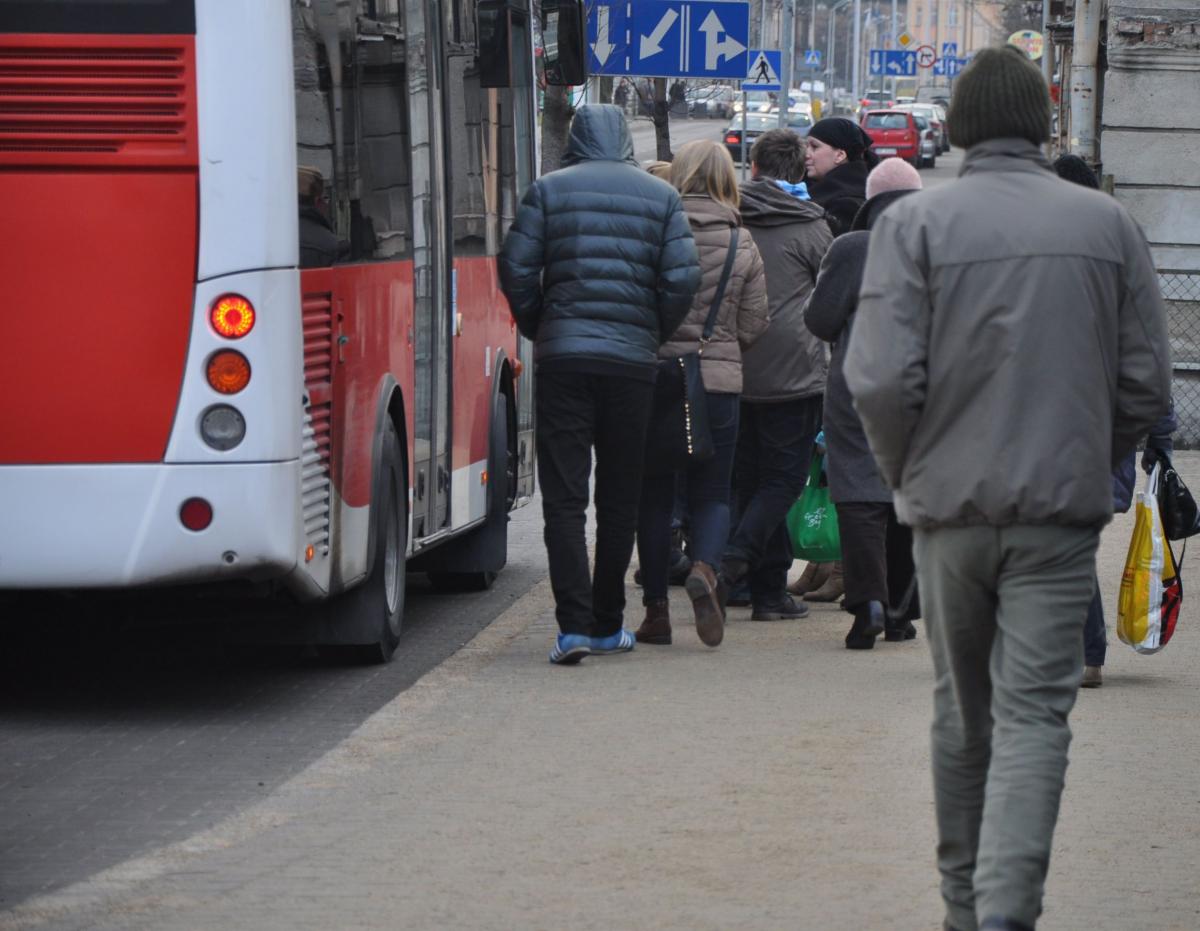 Komunikacja miejska. Zdjęcie ilustracyjne,
