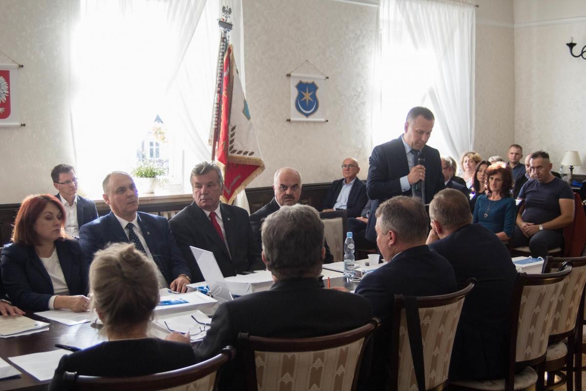 Na sesji podsumowano 4 lata rządów.<br/>fot.Bartłomiej Pacek