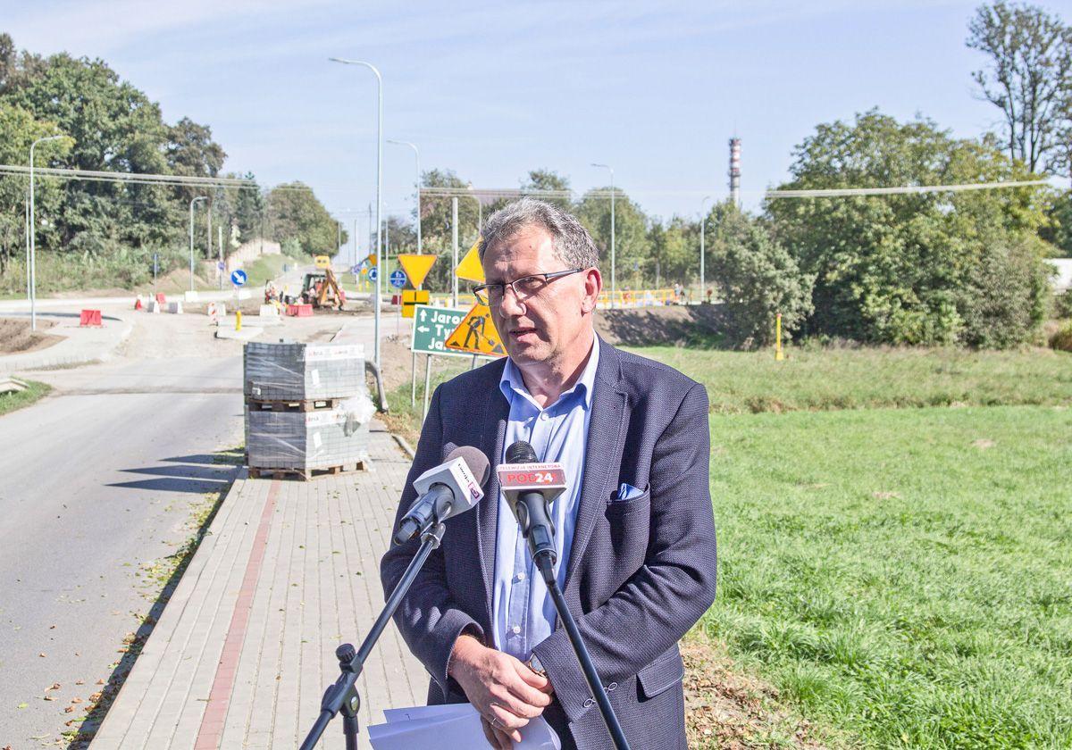 T. Chrzan o moście na Sanie: – Każdy Polak zna się na leczeniu, ale gdy rzeczywiście coś nam dolega, po poradę idziemy do fachowców. Tutaj też zostawmy ocenę i lokalizacje fachowcom.<br/>fot.Bartłomiej Pacek