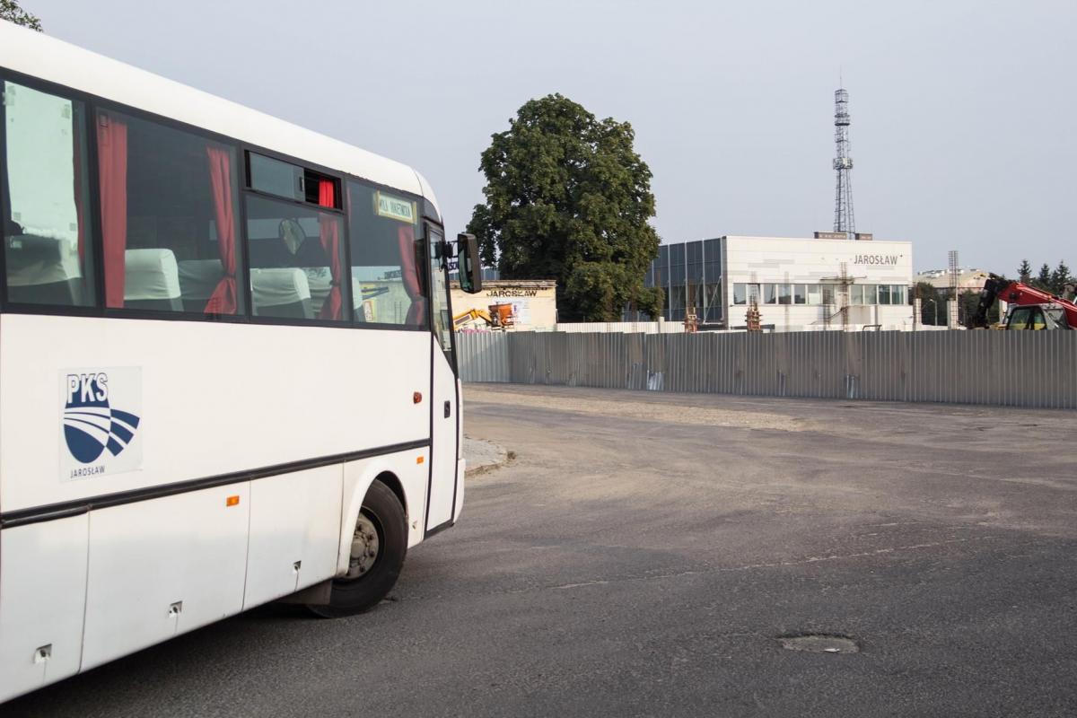 Na dworcu PKS trwa gruntowna przebudowa, czy po zmianach łatwiej będzie spłacić zobowiązania względem powiatu? <br/>fot.Bartłomiej Pacek