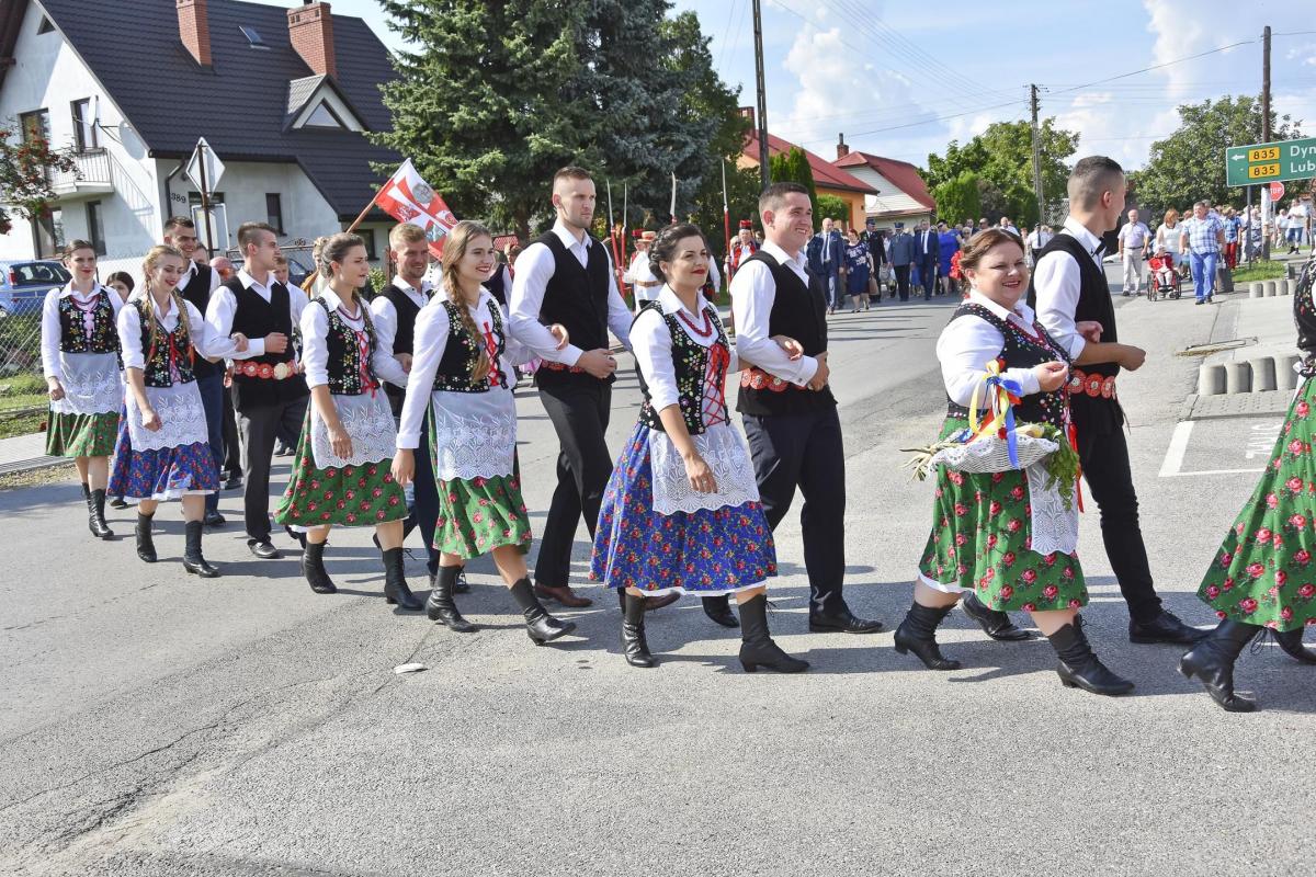 Korowód dożynkowy.<br/>fot.UG Przeworsk
