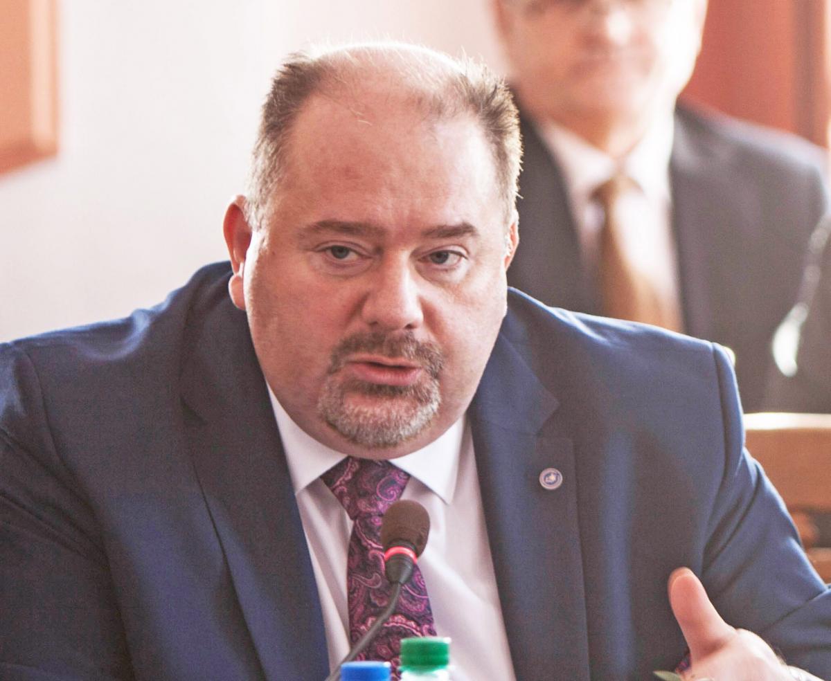 Burmistrz W. Paluch musiał się gęsto tłumaczyć z niepowodzeń w programie wymiany kotłów i fiaska programu „Mieszkanie +”.<br/>fot.Bartłomiej Pacek