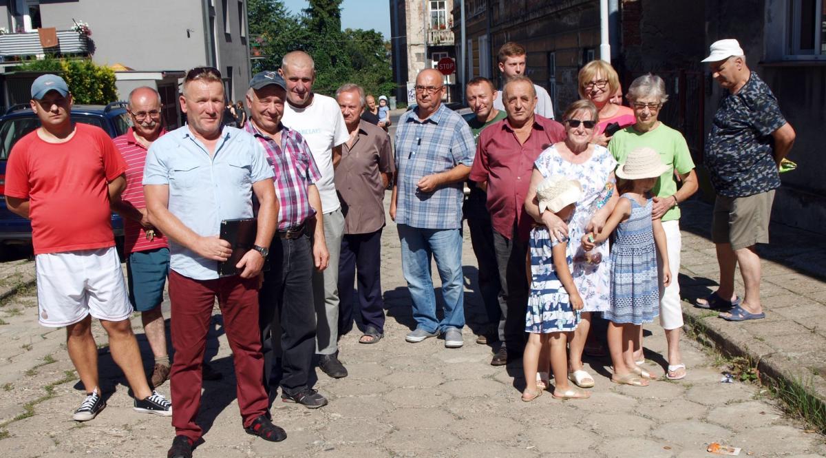 Mieszkańcy ulicy Stachiewicza zastanawiają się, czy są ludźmi gorszej kategorii?<br/>fot.Mariusz Godos