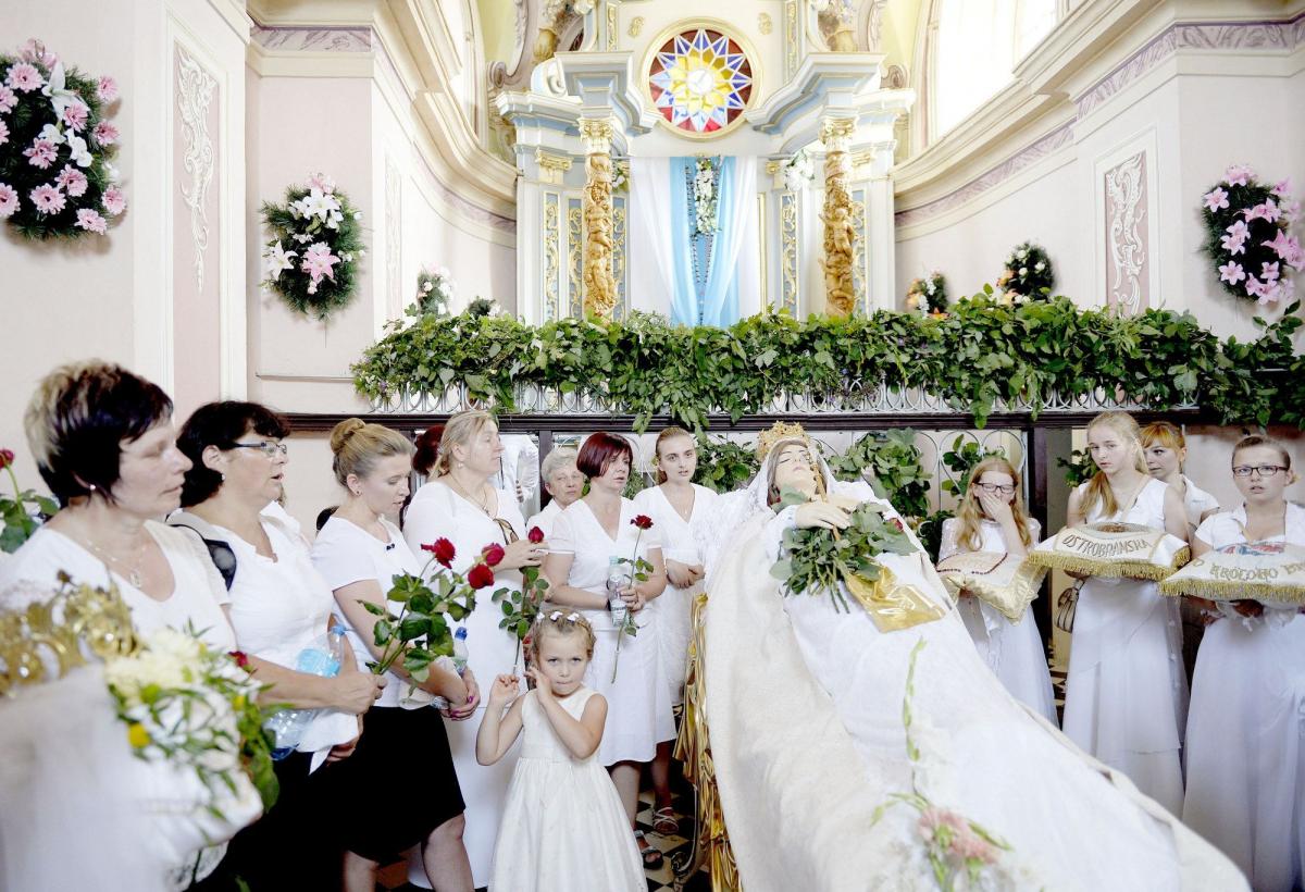 Doroczny odpust niezmiennie przyciąga tysiące wiernych nie tylko z Podkarpacia.<br/>fot.zbiory własne