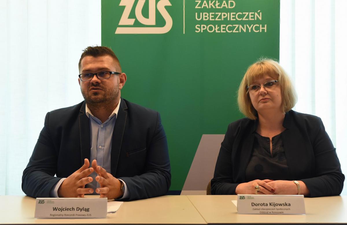 O zmianach wprowadzonych przez „Konstytucją Biznesu” mówili na konferencji prasowej: Dorota Kijowska i Wojciech Dyląg. <br/>fot.Paweł Bugira
