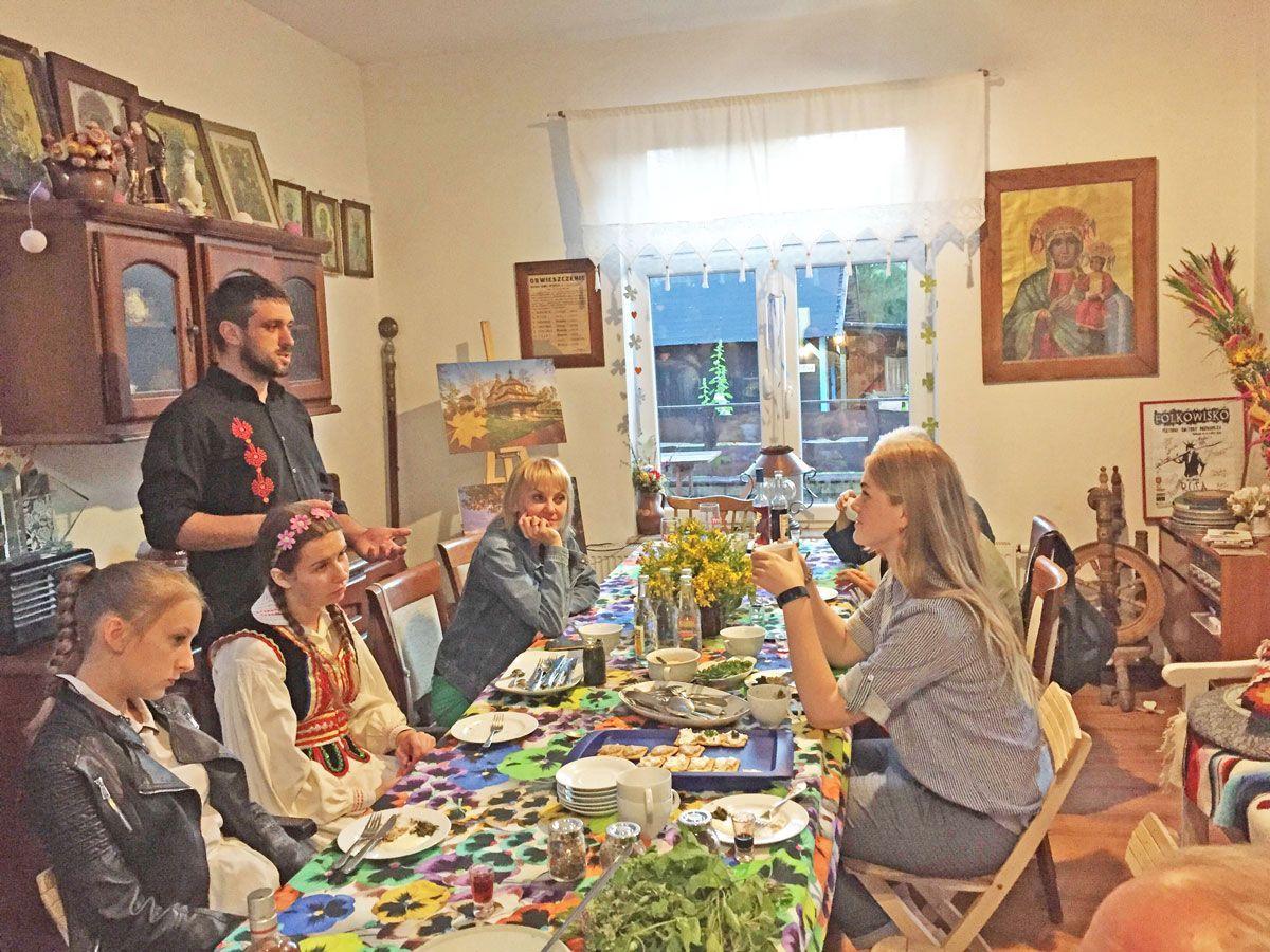 Sposobów na wykorzystanie potencjału przyrodniczego i kulturowego w rozwoju turystyki zagraniczni goście poszukiwali w Chutorze Gorajec.