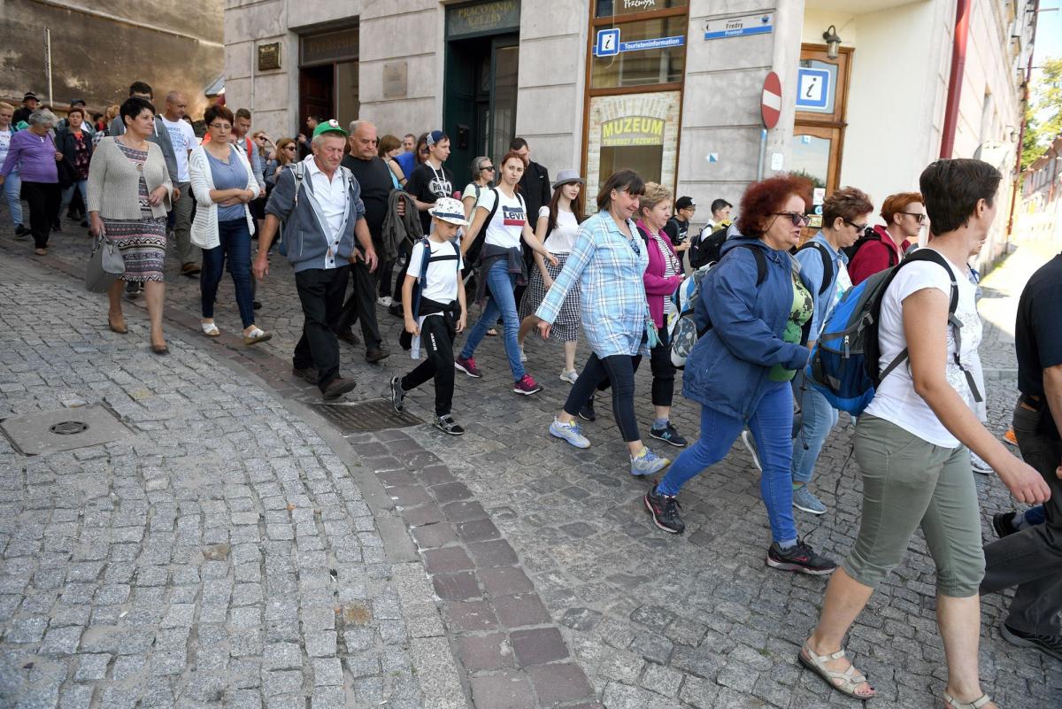 Trasa pielgrzymi podzielona jest na 12 dziennych etapów, a te z kolei na krótsze odcinki o długości 5-7 km.<br/>fot.zbiory własne