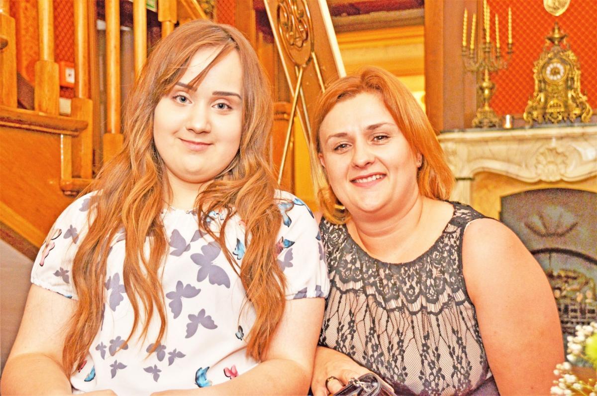 Iwona Blok i Beata Sodos, dyrektorka Polskiego Centrum Rehabilitacji Funkcjonalnej Votum S.A. w Krakowie.<br/>fot.Ernest Kocan