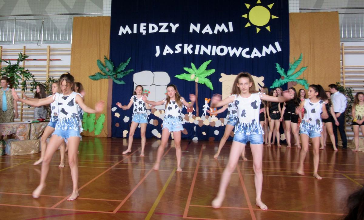 Występy artystyczne były jednymi z głównych punktów programu imprezy w Baszni Dolnej.<br/>fot.ze zbiorów własnych