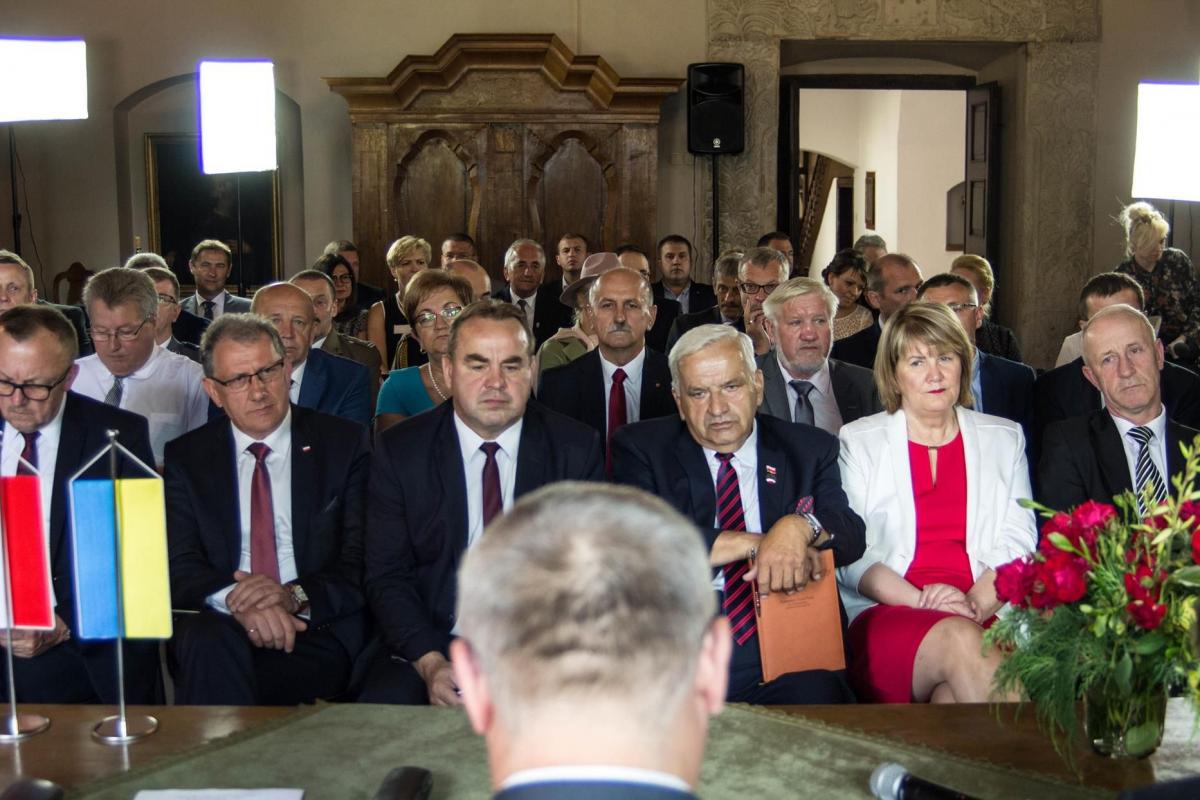 Świętowanie odrodzenia powiatu rozpoczęło się od uroczystej sesji rady.<br/>fot.Bartłomiej Pacek