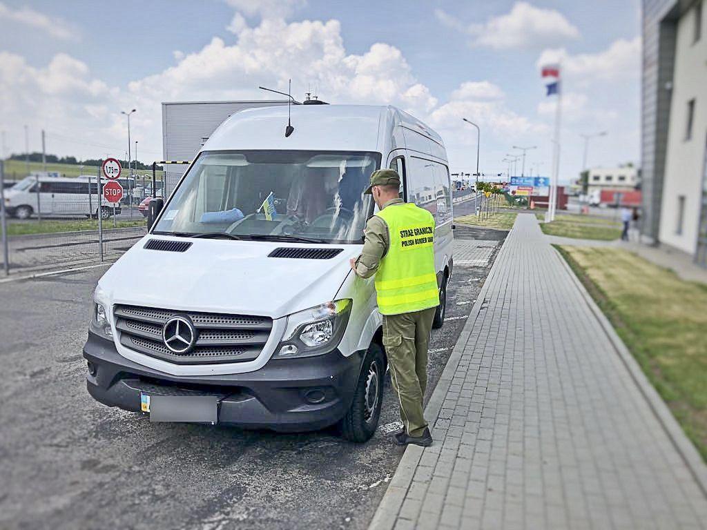 Od początku 2018 roku podkarpaccy strażnicy graniczni zatrzymali już 70 skradzionych pojazdów o szacunkowej wartości 3,1 mln złotych.<br/>fot.serwis BiOSG
