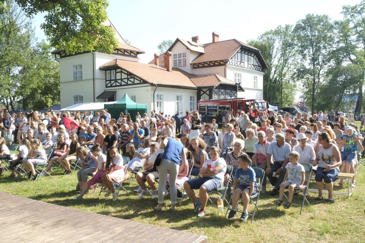 Medycka publiczność podczas występów przygotowanych na finał akcji.   <br/>fot.Jacek Szwic