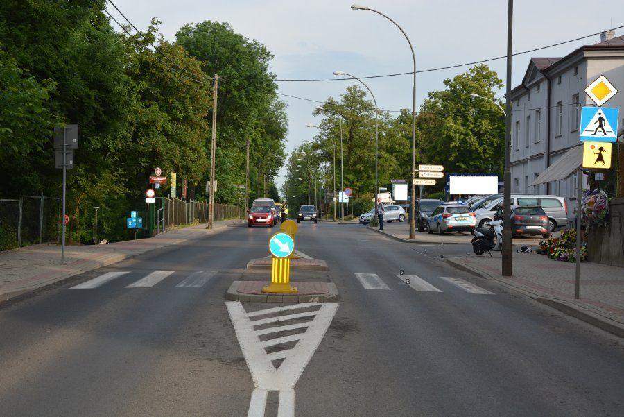 Do potrącenia prawidłowo jadącego motorowerzysty doszło na ulicy Słowackiego w Przemyślu.<br/>fot.KMP Przemyśl