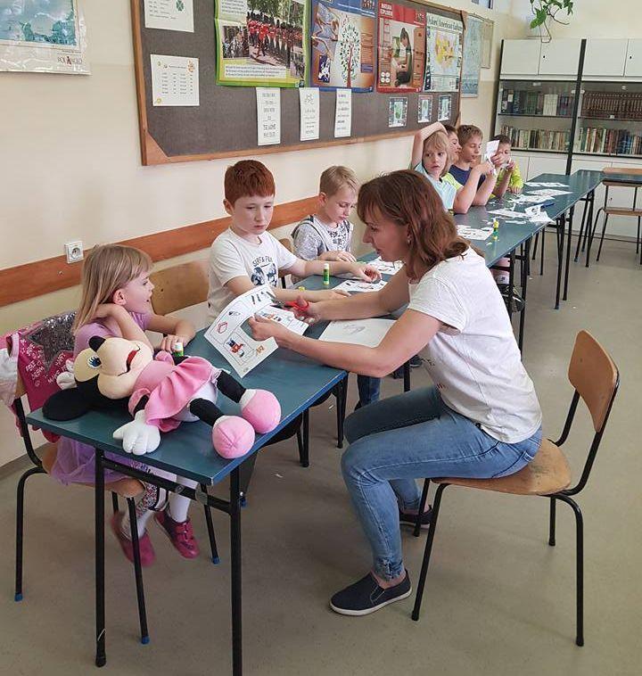 Podczas żeglarskich zajęć w przemyskim II LO można się dobrze bawić i wiele nauczyć.<br/>fot.zbiory własne