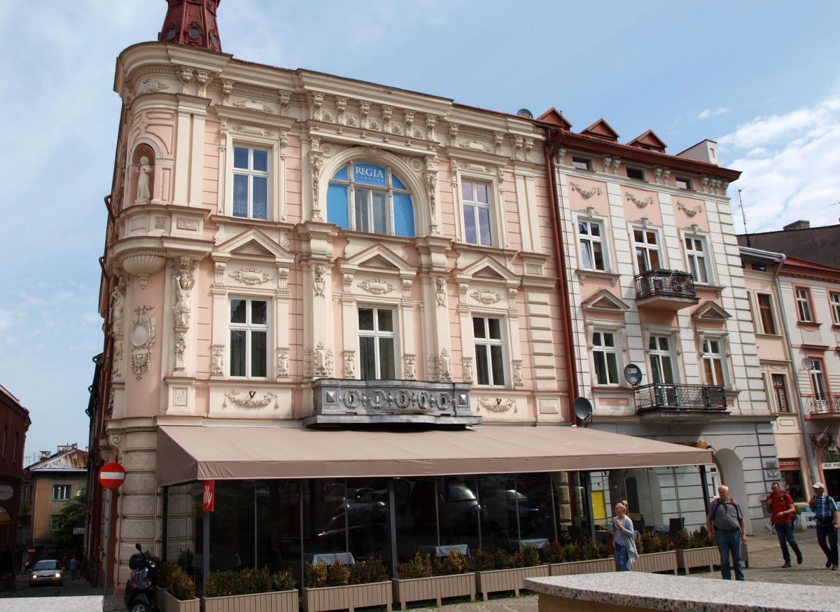 Zdaniem właściciela, wszystkie zabiegi mieszkańców jednego z lokali przy Rynku 5 mają na celu doprowadzenie do likwidacji restauracji „Cuda Wianki”. <br/>fot.Mariusz Godos