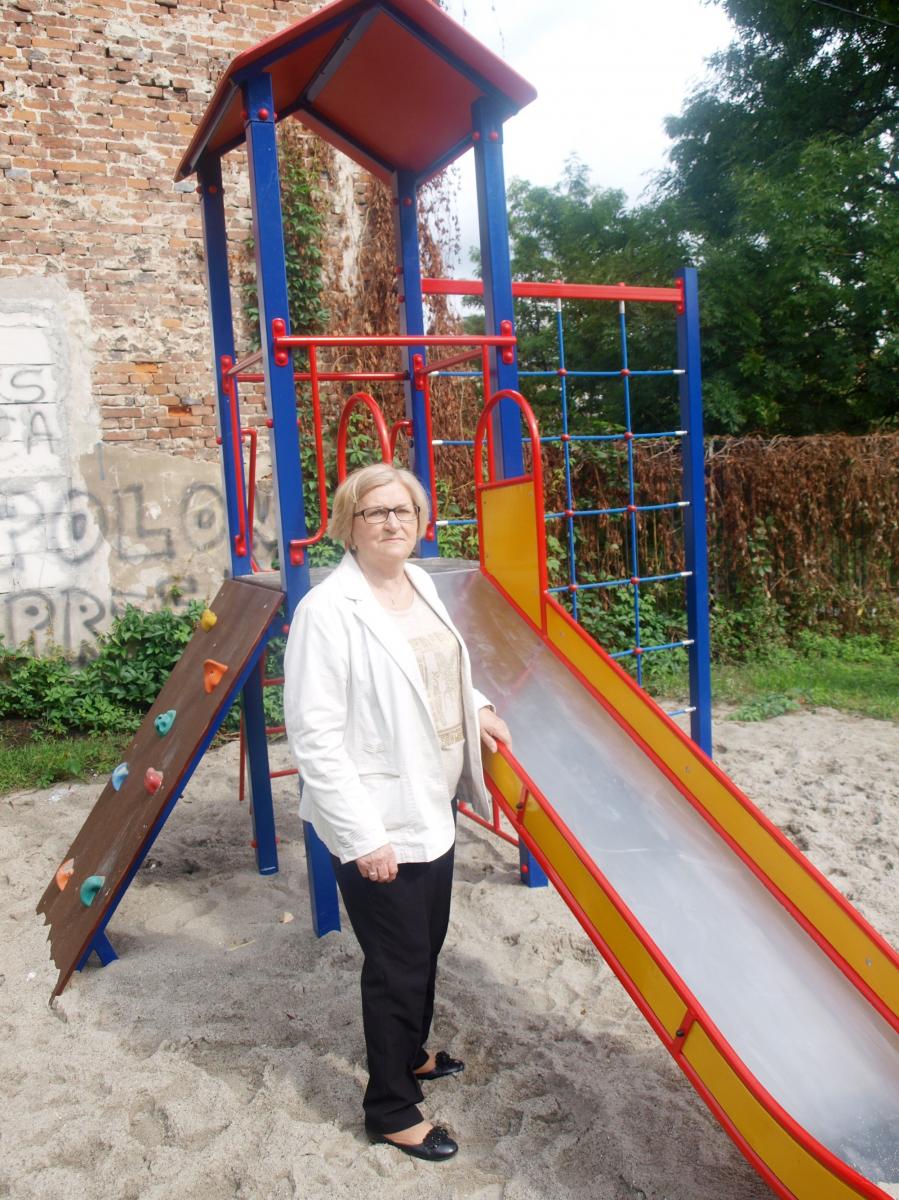 – Dyrektor szkoły nie chciał nawet ze mną rozmawiać. Przyjął mnie prawie na korytarzu. To niedopuszczalne! – powiedziała przewodnicząca Zarządu Osiedla nr 16 „Mickiewicza” Janina Ścibiwołk.<br/>fot.Mariusz Godos