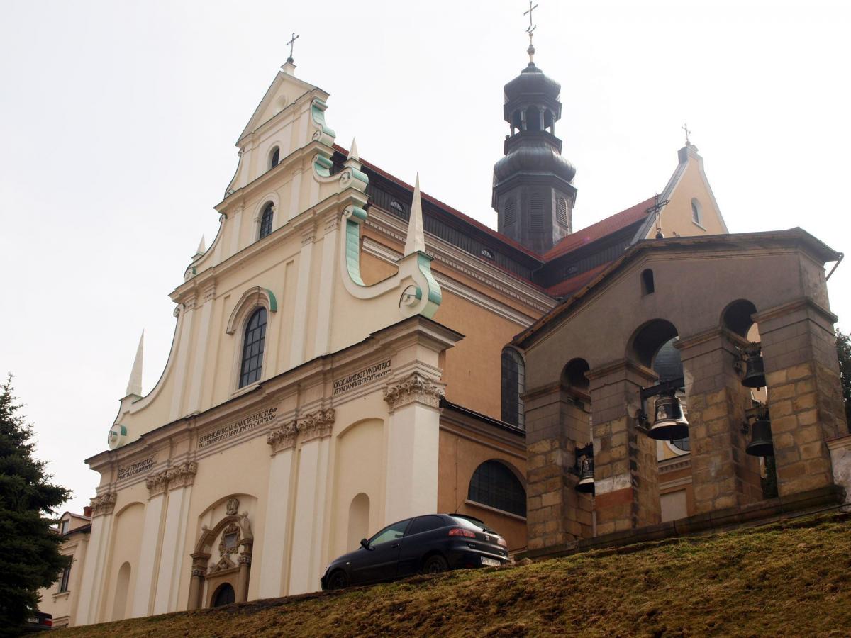 Zespół klasztorny i kościół pw. św. Teresy od Jezusa jest jedną z najwyżej położonych przemyskich świątyń.<br/>fot.Mariusz Godos