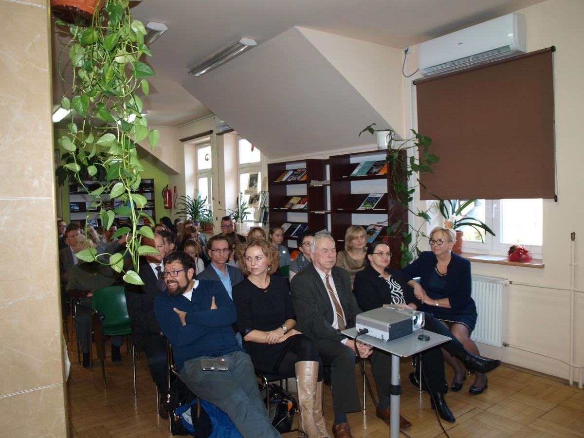 Pedagogiczna Biblioteka Wojewódzka w Przemyślu włączyła się w obchody Międzynarodowego Dnia Pamięci o Ofiarach Holokaustu na Podkarpaciu po raz pierwszy.<br/>fot.PBW Przemyśl