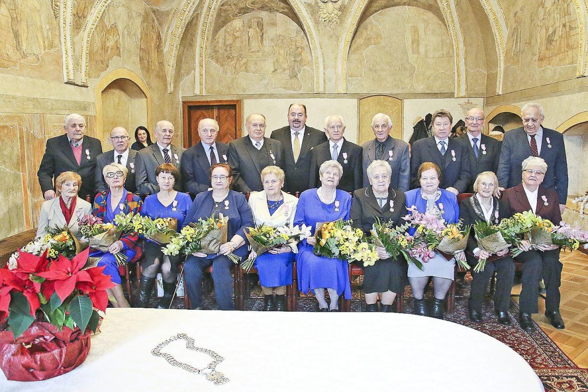 Przeżyli tysiące dni i nocy razem.<br/>fot.UM Jarosław