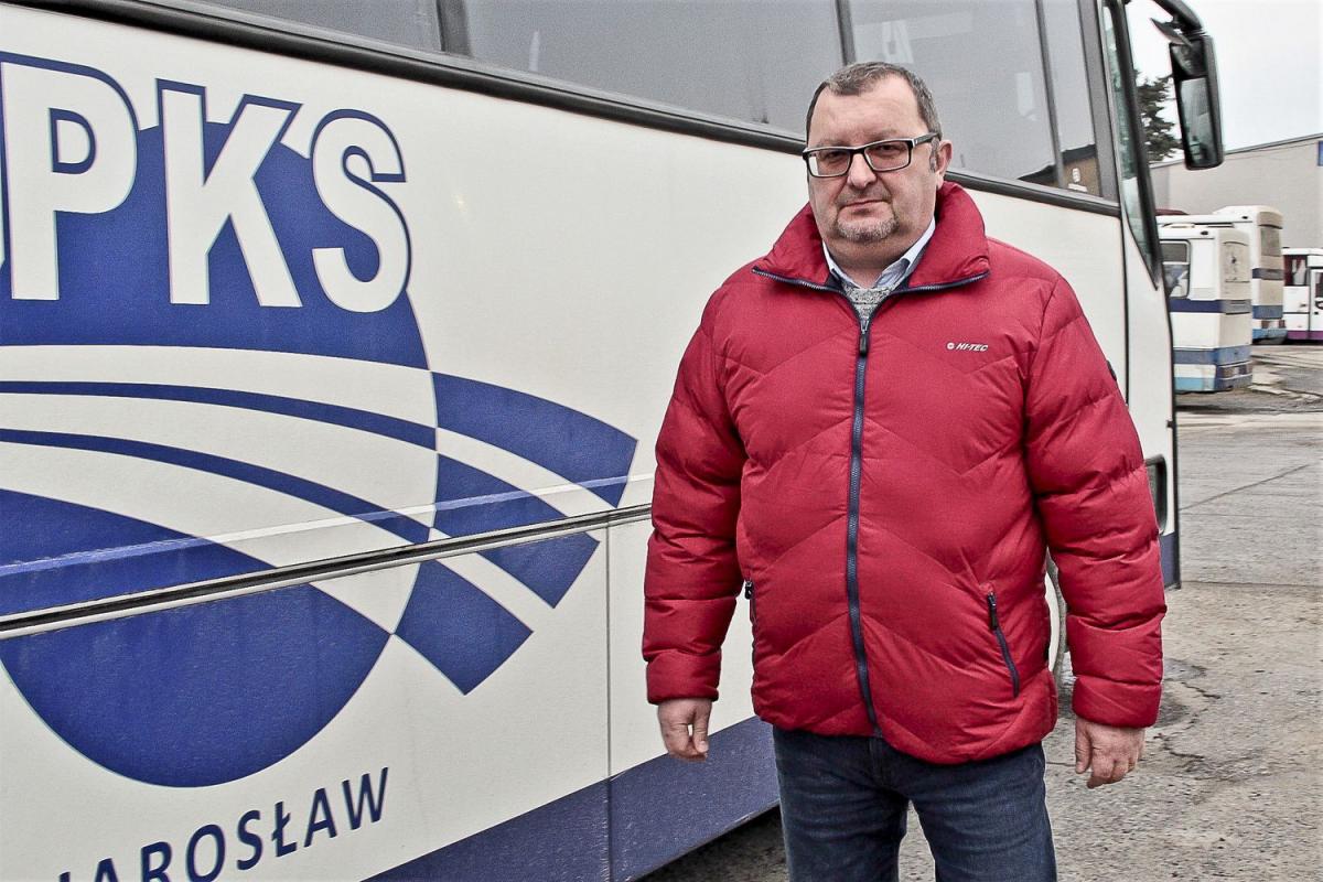 – Głównym elementem wpływającym na wynagrodzenie jest jakość wykonywanej pracy – zapewnia Ireneusz Kochanowicz, prezes zarządu PKS Jarosław SA. <br/>fot.Roman Kijanka